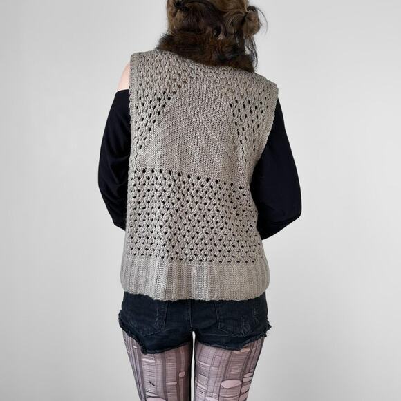 brown boho gyaru knit faux fur vest - Picture 3 of 6